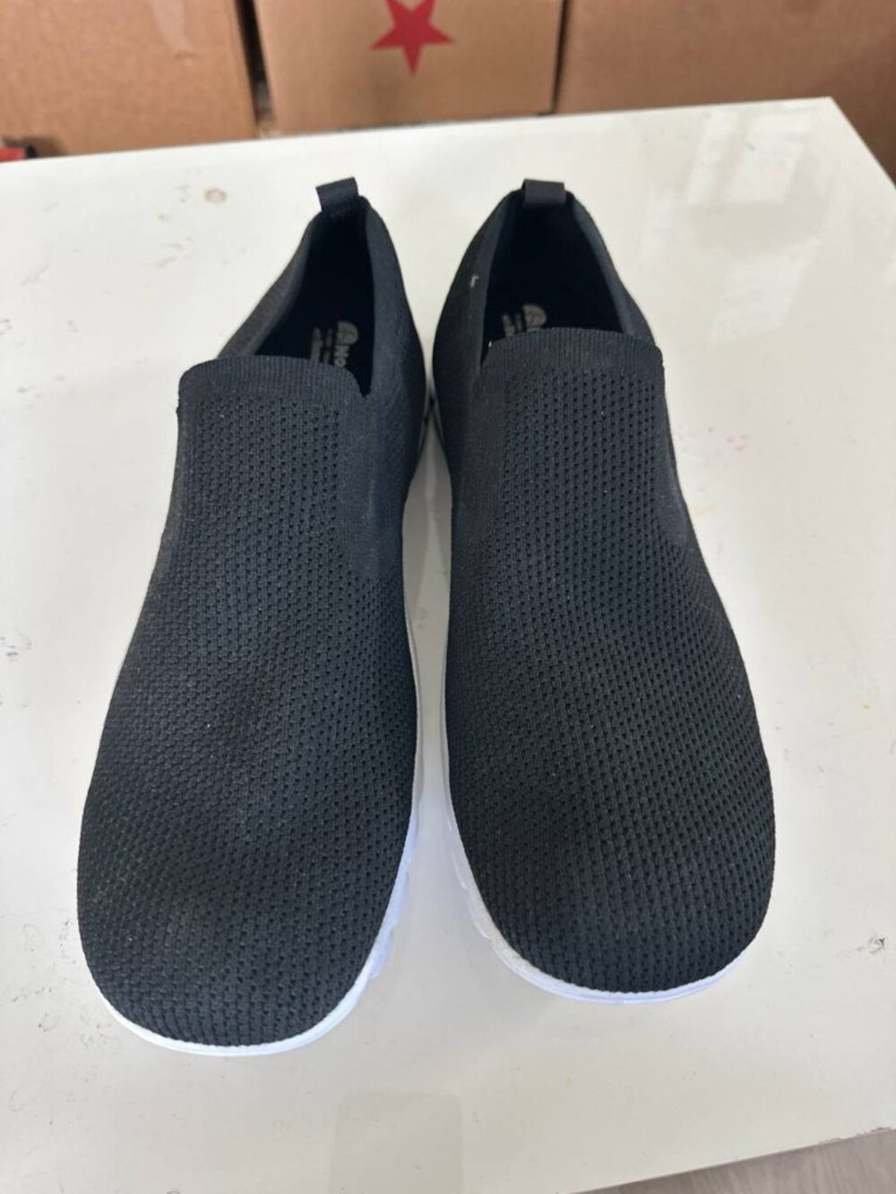NWT NO BOX Deer Stags Men S Emmett Knit Slip on Fashion Sneakers